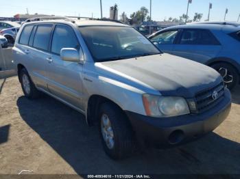  Salvage Toyota Highlander