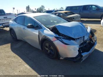  Salvage Toyota Prius