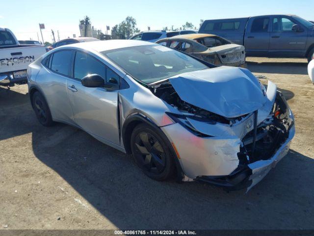  Salvage Toyota Prius