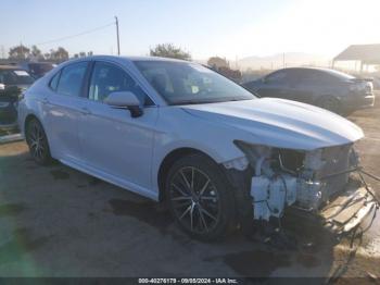  Salvage Toyota Camry