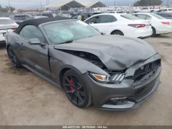  Salvage Ford Mustang