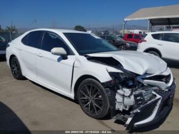  Salvage Toyota Camry