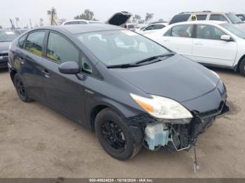  Salvage Toyota Prius