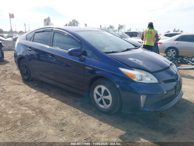  Salvage Toyota Prius