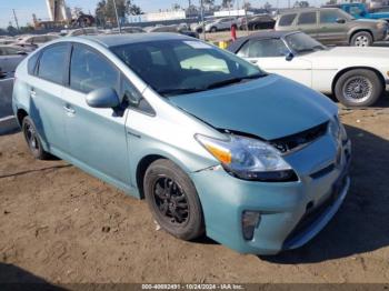  Salvage Toyota Prius