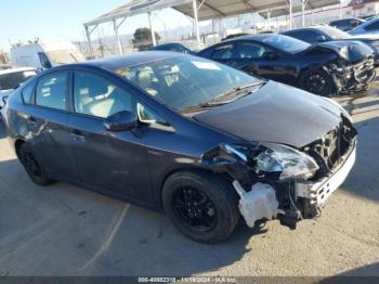  Salvage Toyota Prius