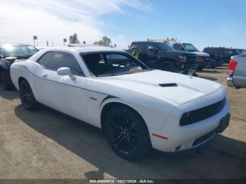  Salvage Dodge Challenger