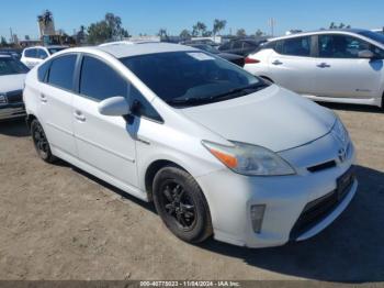  Salvage Toyota Prius