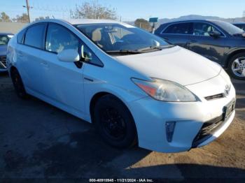  Salvage Toyota Prius