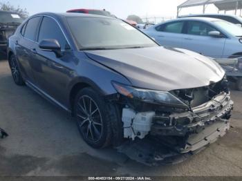  Salvage Toyota Camry