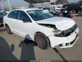  Salvage Volkswagen Jetta