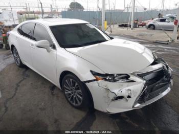  Salvage Lexus Es