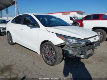  Salvage Kia Forte