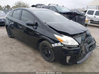  Salvage Toyota Prius