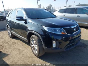  Salvage Kia Sorento