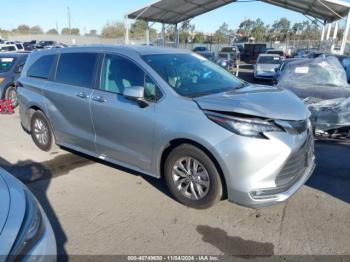  Salvage Toyota Sienna