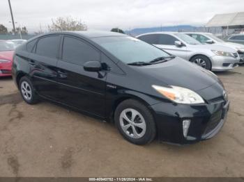  Salvage Toyota Prius