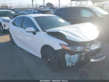  Salvage Toyota Camry