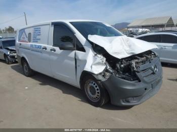  Salvage Mercedes-Benz Metris