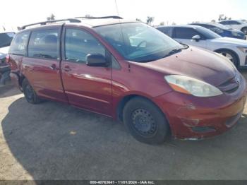  Salvage Toyota Sienna