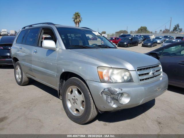  Salvage Toyota Highlander