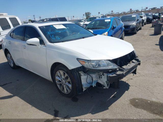  Salvage Lexus Es