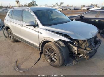  Salvage Volkswagen Tiguan