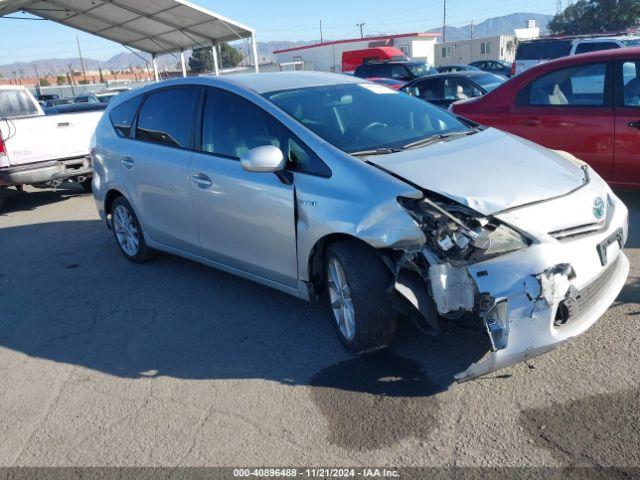  Salvage Toyota Prius v