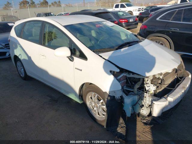  Salvage Toyota Prius v