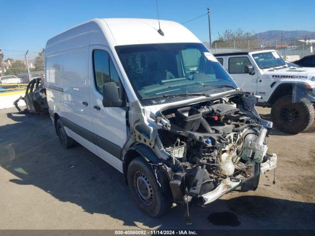  Salvage Mercedes-Benz Sprinter 2500