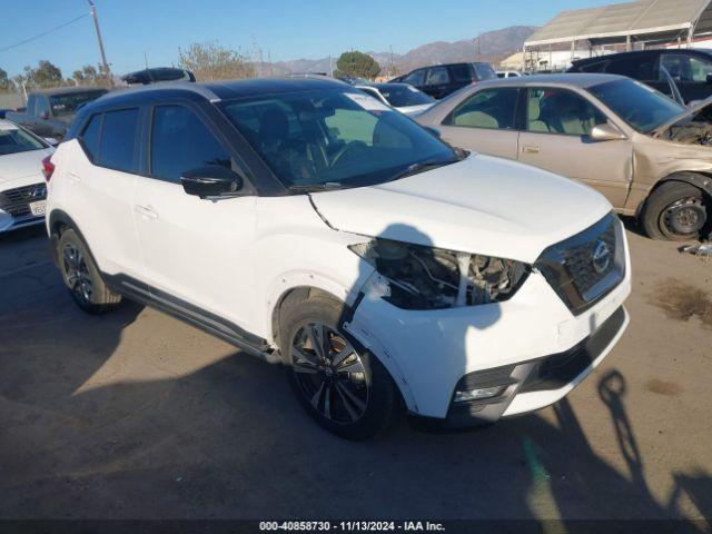  Salvage Nissan Kicks