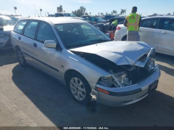  Salvage Volvo V40