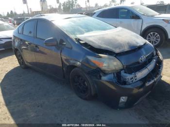  Salvage Toyota Prius