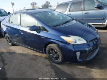  Salvage Toyota Prius