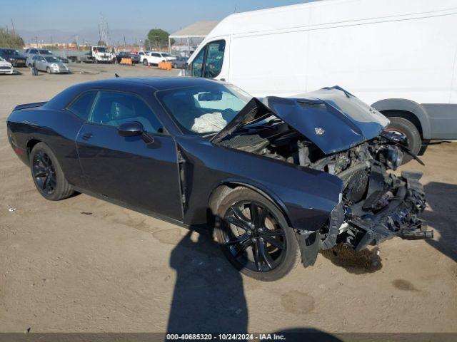  Salvage Dodge Challenger