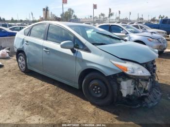  Salvage Toyota Prius