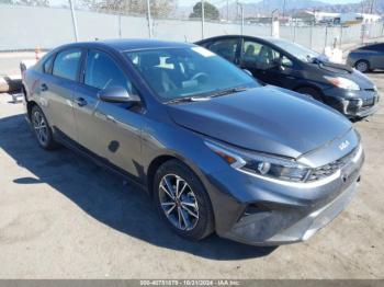  Salvage Kia Forte