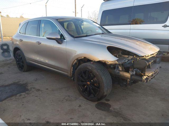  Salvage Porsche Cayenne