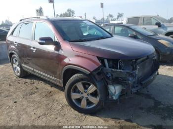  Salvage Kia Sorento