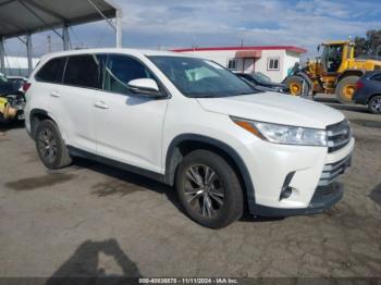  Salvage Toyota Highlander