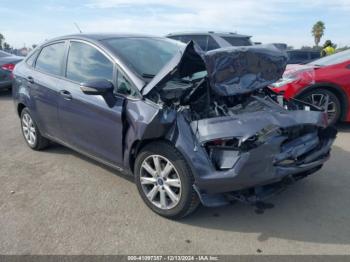  Salvage Ford Fiesta