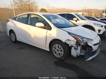  Salvage Toyota Prius