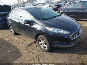  Salvage Ford Fiesta