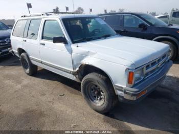  Salvage Chevrolet Blazer