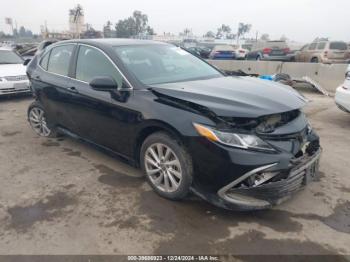  Salvage Toyota Camry