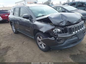  Salvage Jeep Compass