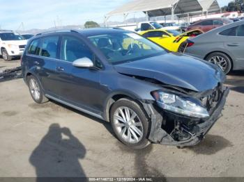  Salvage Volkswagen Golf