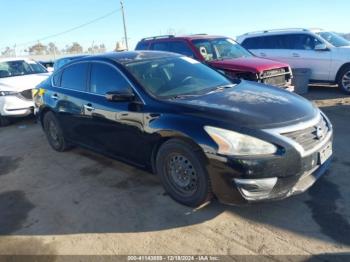  Salvage Nissan Altima