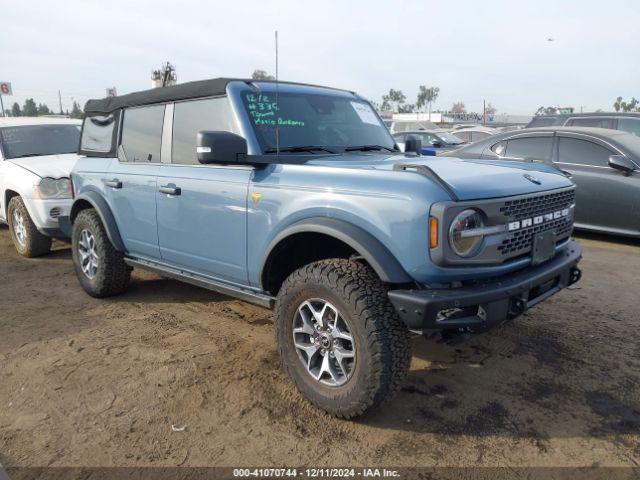  Salvage Ford Bronco