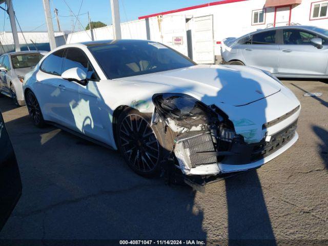  Salvage Porsche Panamera